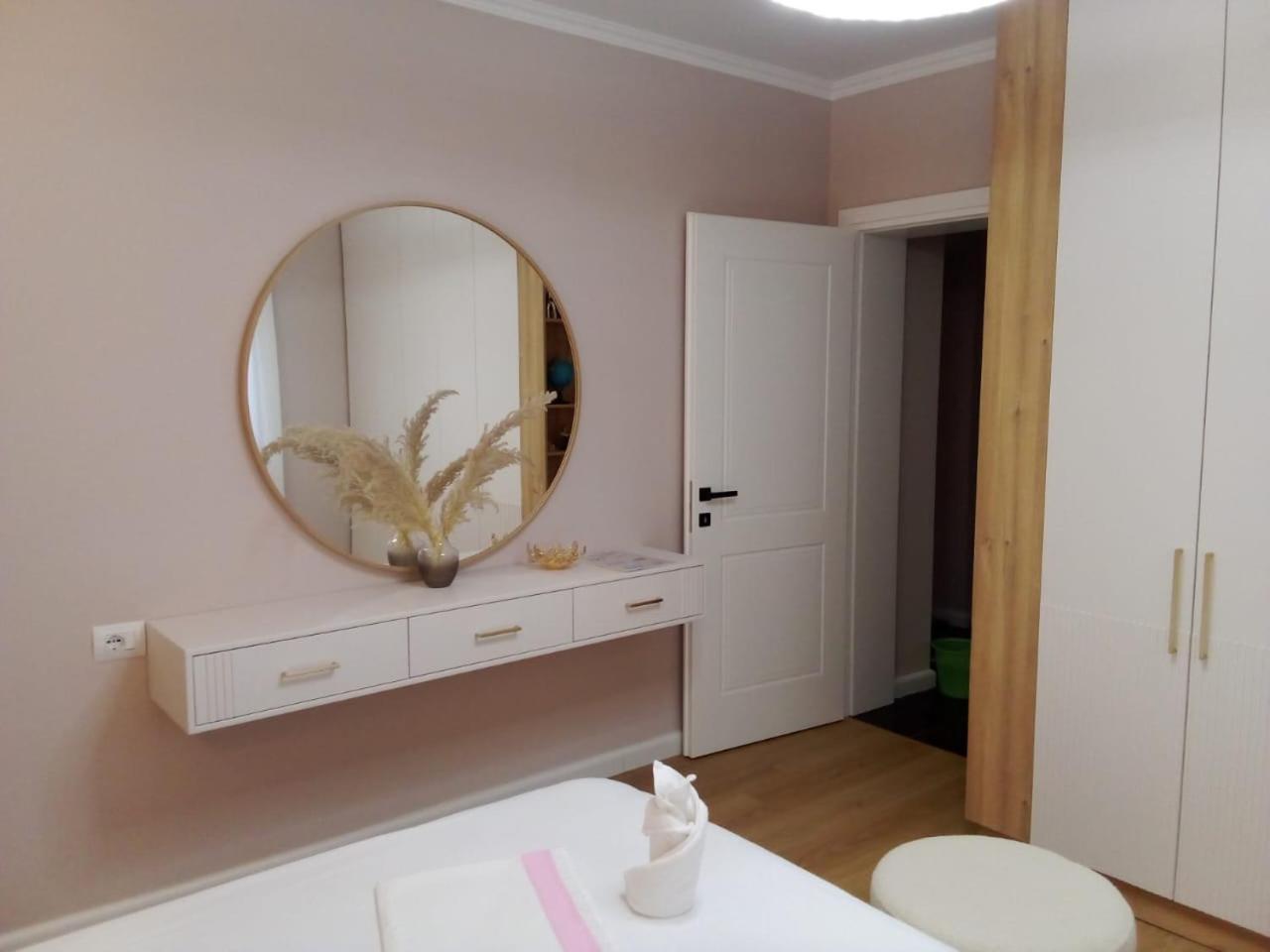 Vilma Apartment Берат Экстерьер фото